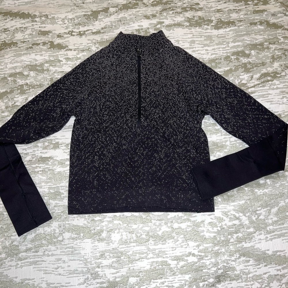 lululemon restless cropped half zip brand new condition